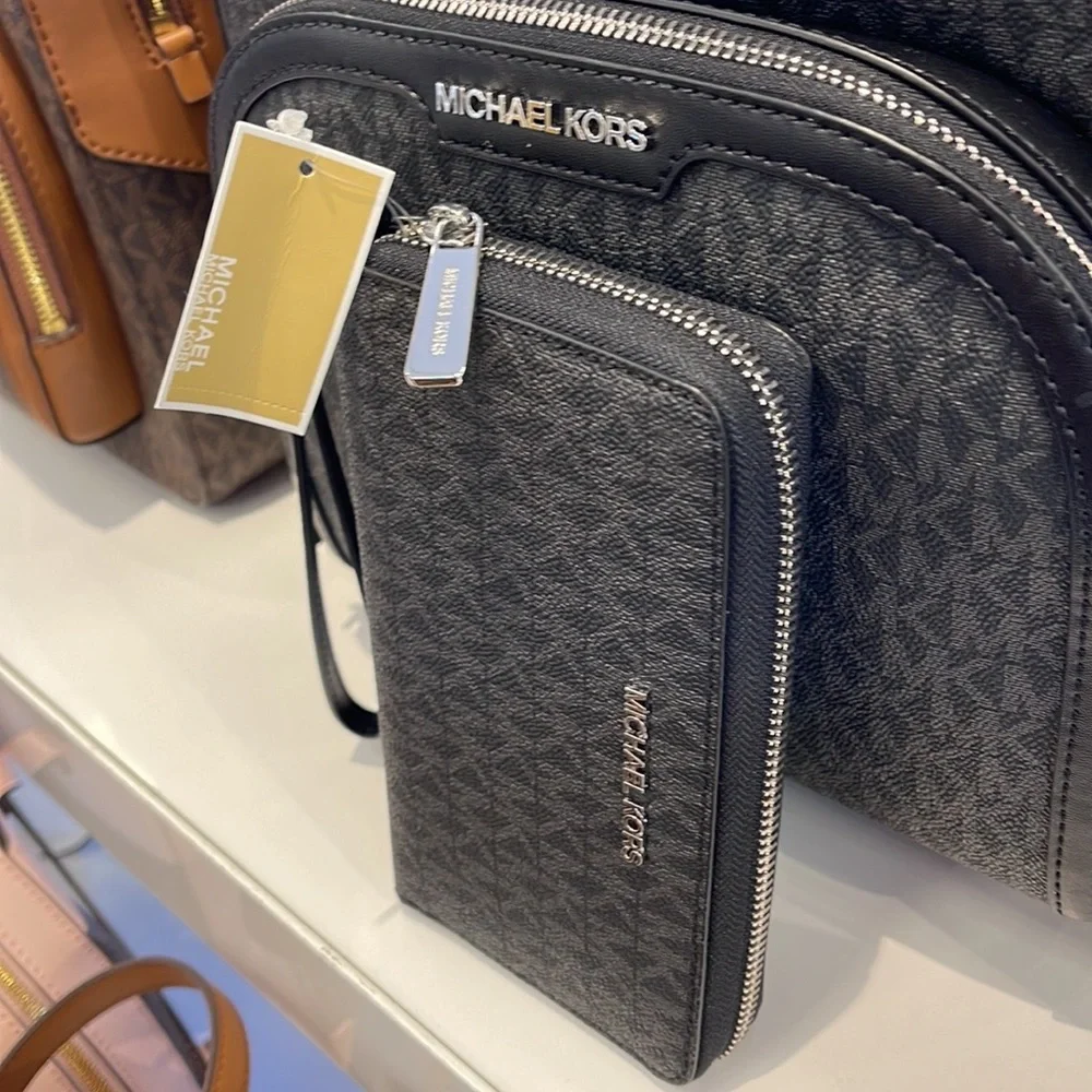 Michael Kors MK Signature Large Flat Multi-Function Phone Case Wallet Wristlet